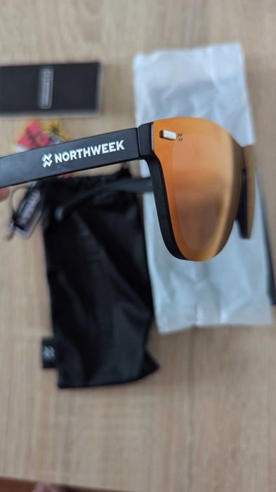 Ochelari de soare Hawkers - Northweek - 2 Modele