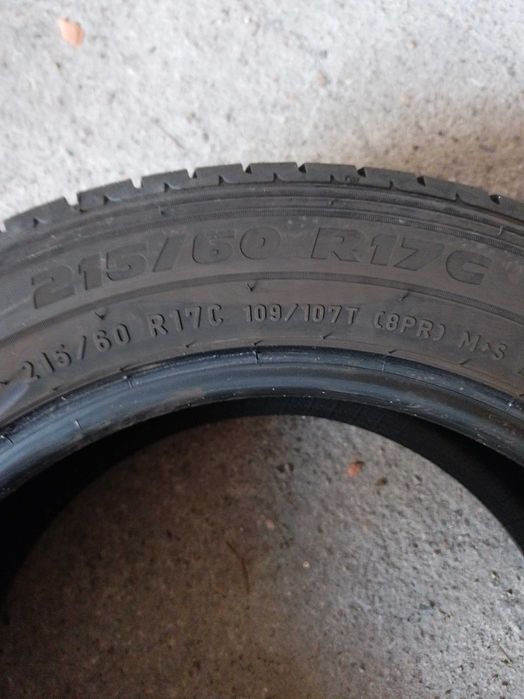 Гуми за бус Пирели 215 60 17 цола