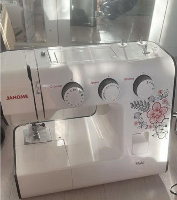 Швейная машина Janome Floki