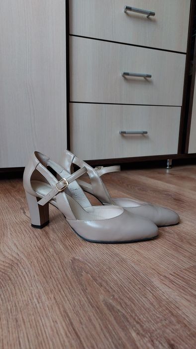 Pantofi de piele, damă