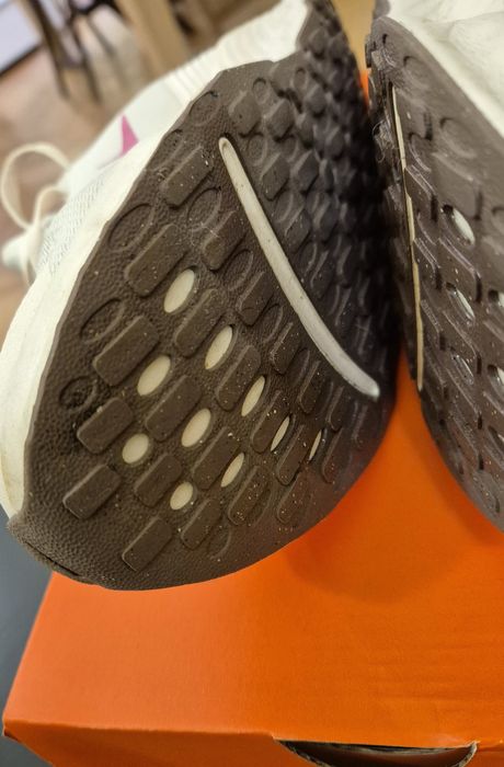 Оригинални дамски маратонки Nike Promina - EU38 размер - 24 см стелка - Нови