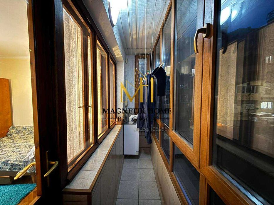 Автентичен ЧЕТИРИСТАЕН апартамент с ПАРНО в ж.к. Възраждане