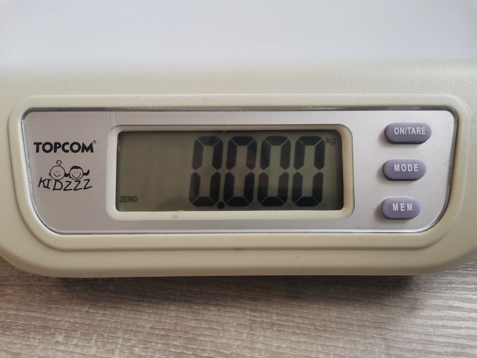 Кантар за бебета и деца до 20кг