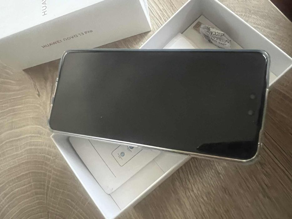 Huawei Nova 13 Pro – Чисто нов