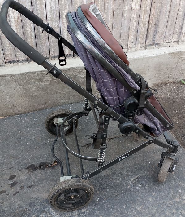 Детская коляска  фирмы "Барс"
