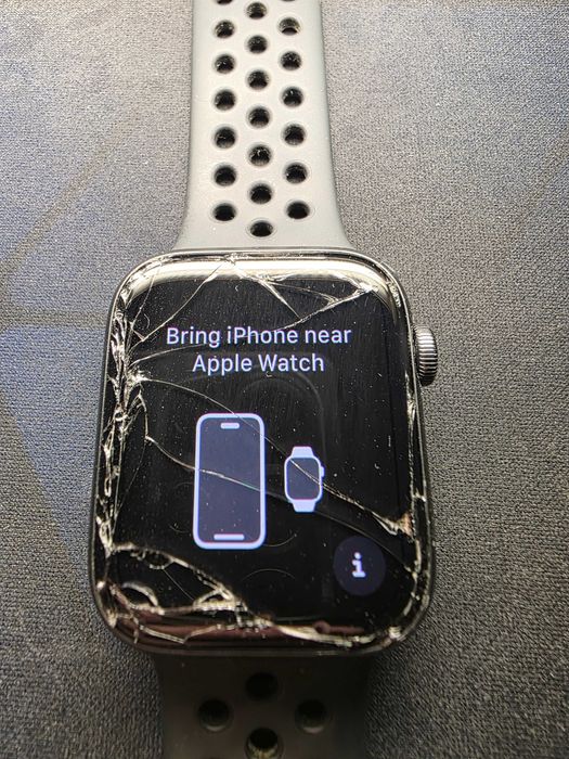 Apple Watch SE 44