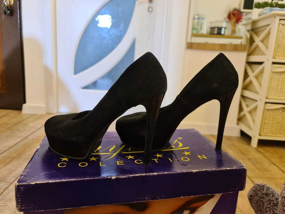 Vand pantofi dama, piele