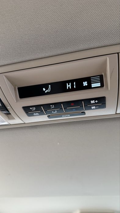 VW Caravelle 2.0 BITDI 180