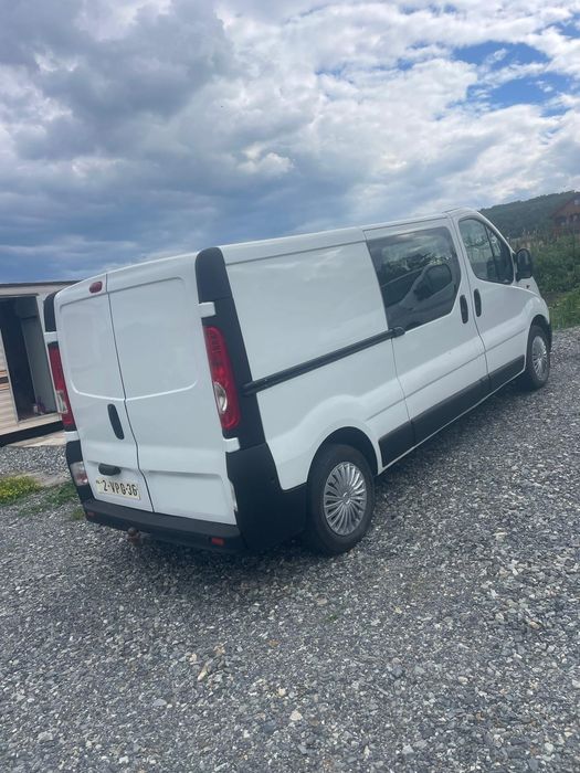 OPEL Vivaro 2011 — imagine 4