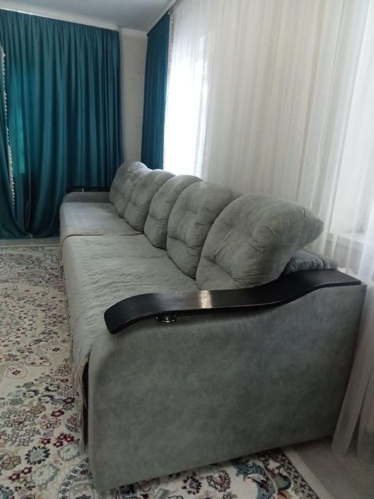 Продам большой мягкий диван