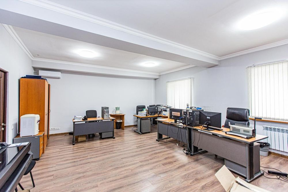 Сдаётся помещение второй этаж