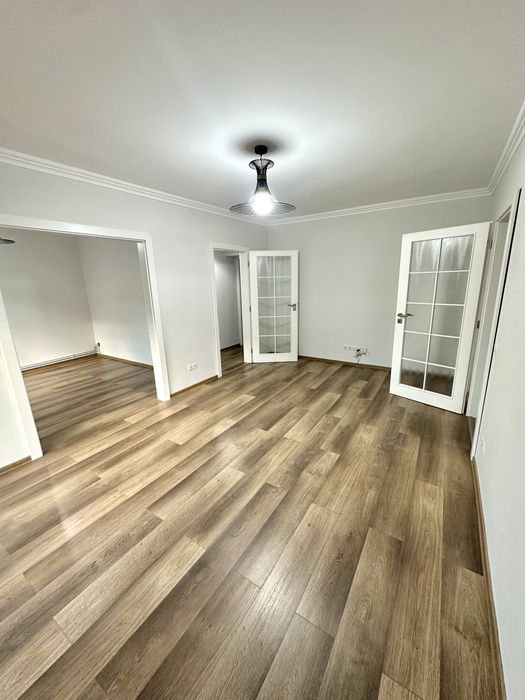 APARTAMENT DE INCHIRIAT 3 CAMERE ULTRACENTRAL ETAJ 1/3 PLOIESTI / IDEAL FIRMA / Palatul Telefoanelor / Primaria Ploiesti / Omnia / Halele Centrale