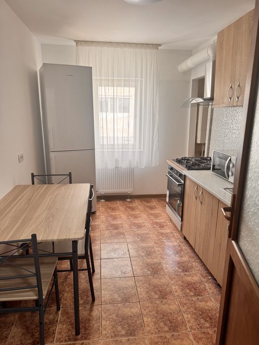 Inchiriere apartament 4 camere Unirii Sud , aer conditiont , complet izolat , complet mobilat
