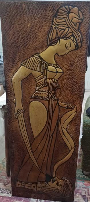 Старинна картина гипсова декорация за стена