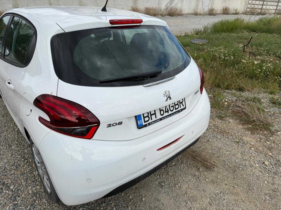 PEUGEOT 208 2016 — imagine 9