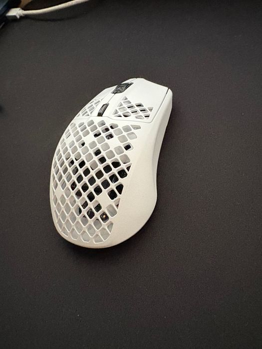 Гейминг мишка Steelseries Aeros 3 wireless бяла
