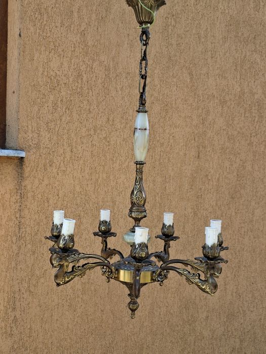 Candelabru vechi, lustra din bronz cu onix