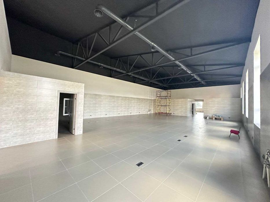 Отдельно-стоящее здание