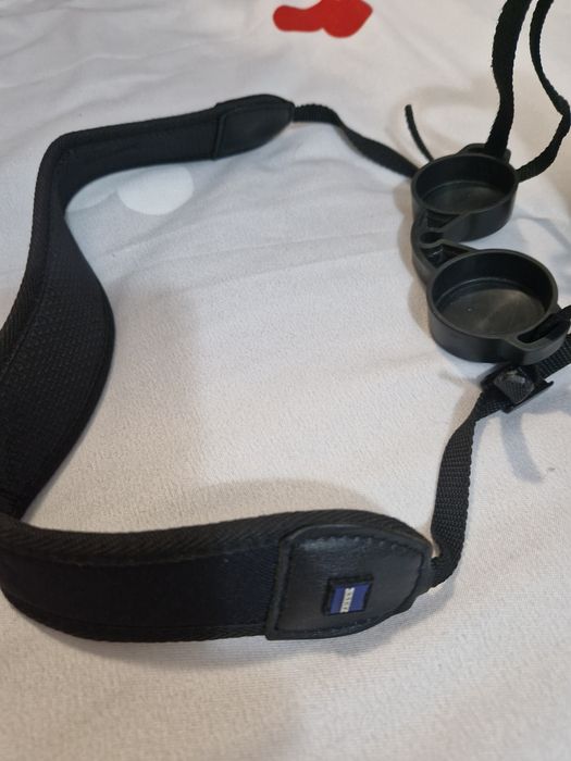 Бинокъл Zeiss Conquest 10 x 40