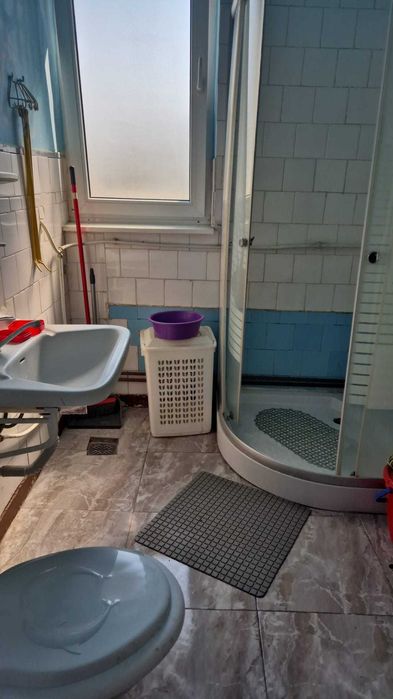 Inchiriez apartament 2 camere in zona garii