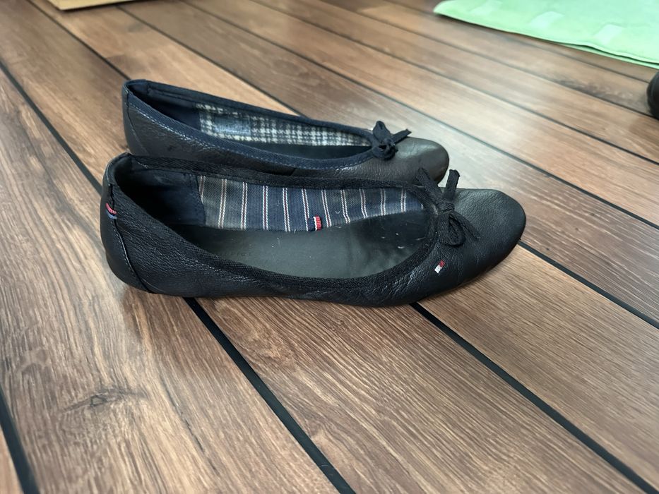 Balerini Tommy Hilfiger din pilele naturala 37