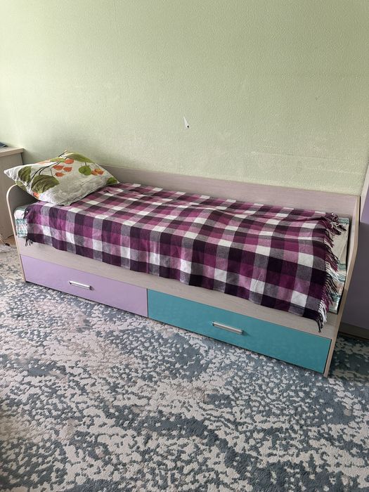 Детский гарнитур с кроватью