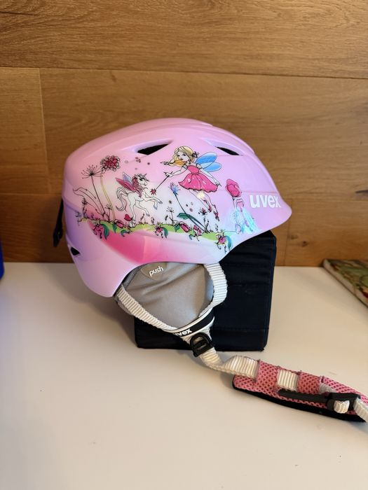 Детска каска UVEX