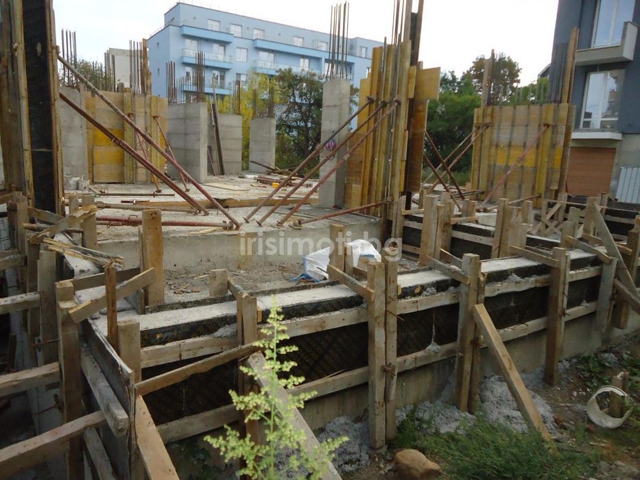 Продава се Тристаен апартамент в София, Овча купел - 110 кв.м за 1693 €/кв.м - Снимка #1