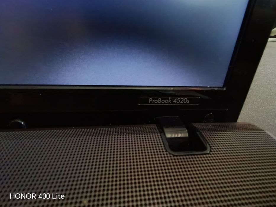 Vand sau schimb laptop HP nou