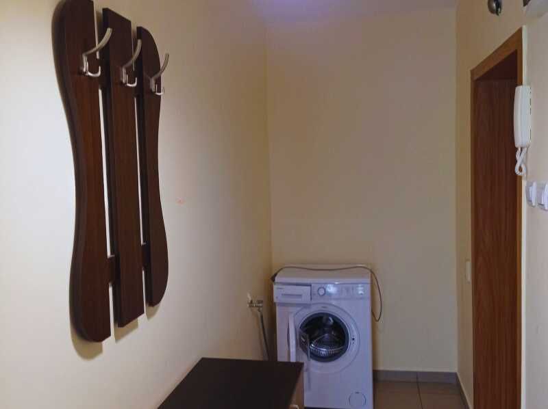 Дава се под наем Тристаен апартамент в София, Мусагеница - 80 кв.м за 561 € - Снимка #9