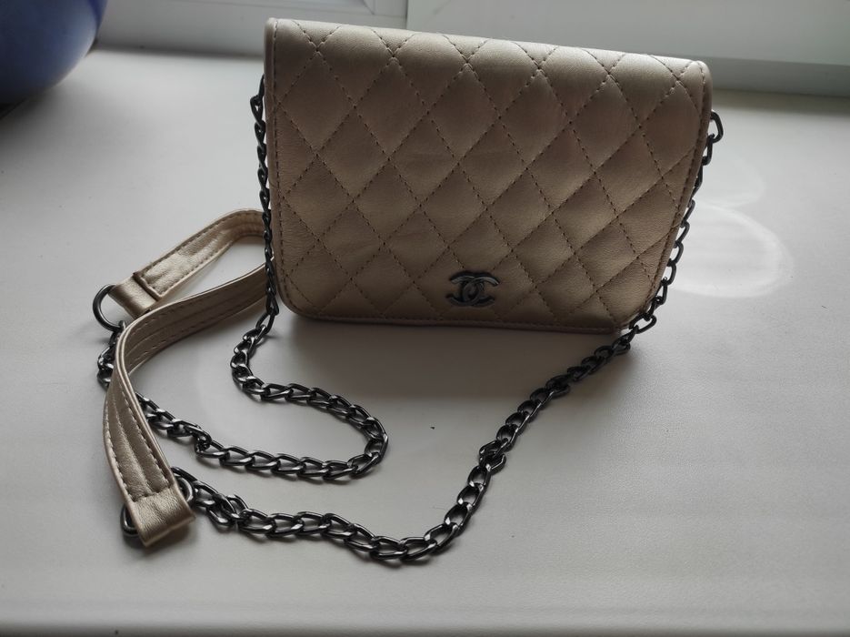 Продам сумочку новую