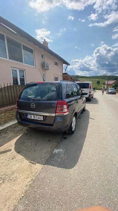 Opel Zafira B 1.7 cdti