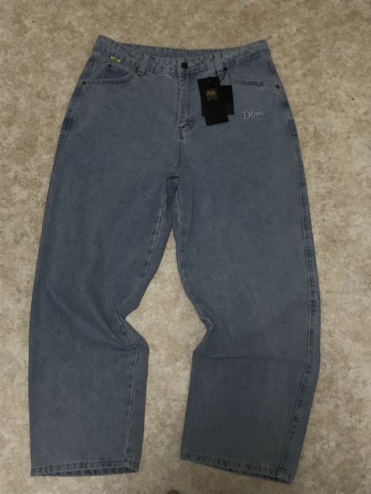 разные брендовые вещи