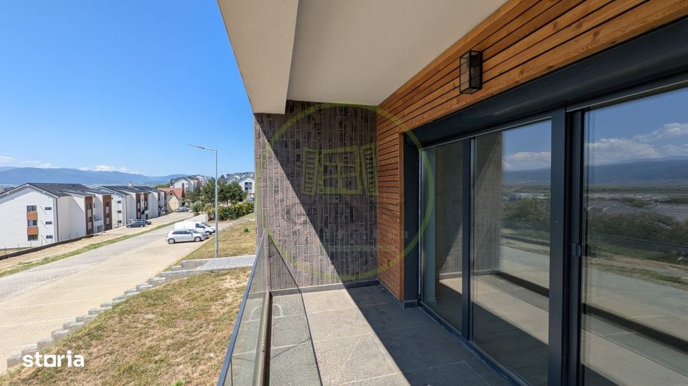 Vedere spre munti si parcare la DaVinci Homes - Apartament 1 camera de