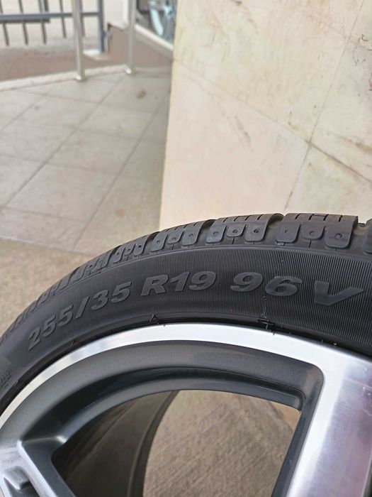 19 цола Mercedes AMG GT оригинални AMG джанти