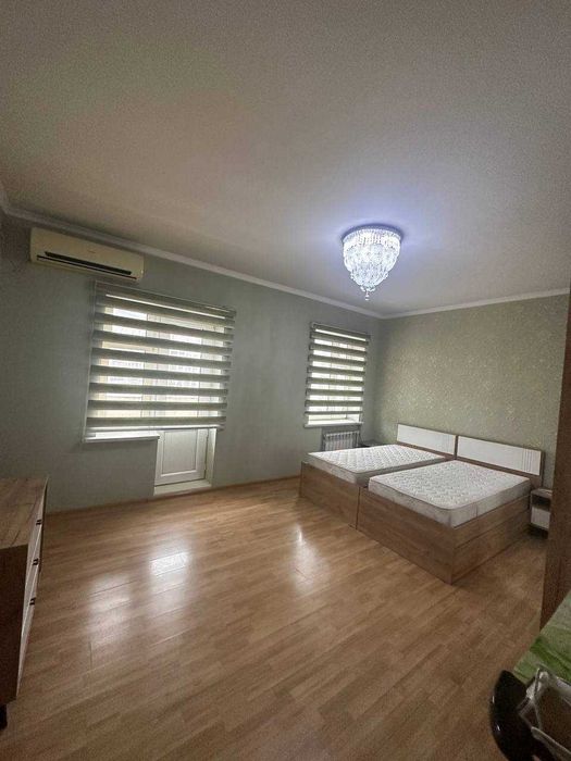 Сдаеться Миробод 71м2 ,кафе "Анор" 2/8/12 банковская 700 у.е