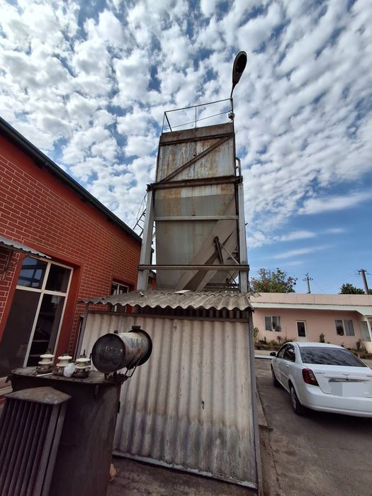 Бункер для муки мука