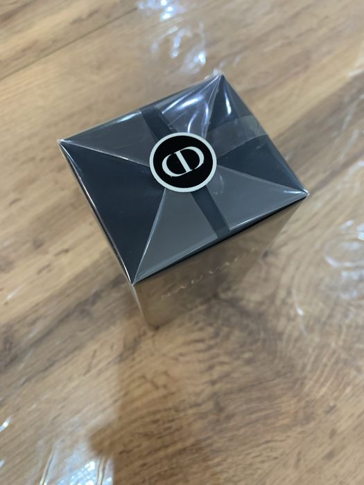 Dior Sauvage 60мл, не вскрывалась
