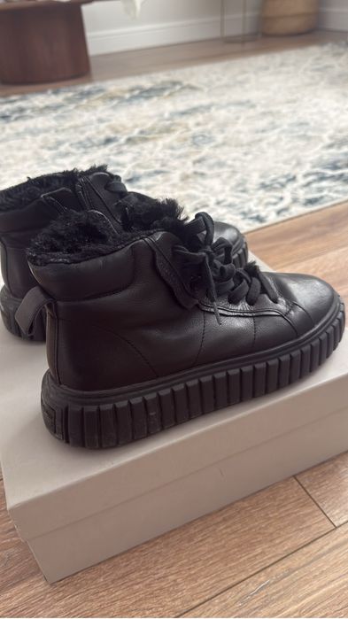 ботинки женские 37,5 р