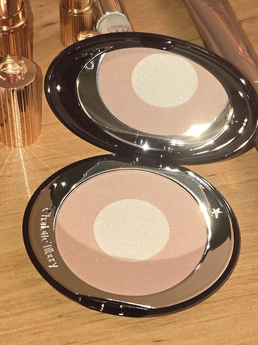 Оригинална козметика на Charlotte Tilbury