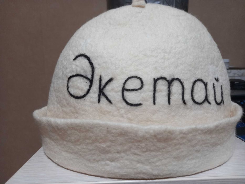 Шапки банные из шерсти