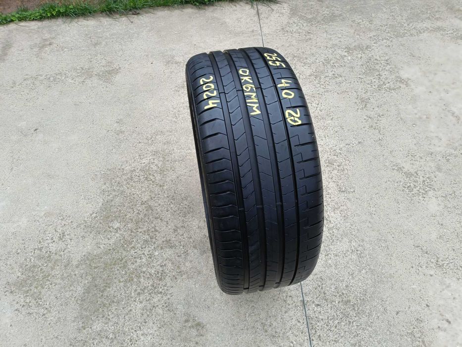 O anvelopa de vara 255 40 20 pirelli p zero pz4 dot 2024