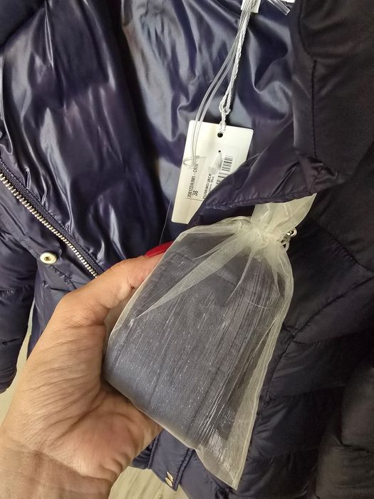 Яке с качулка и колан Patrizia Pepe,38/XSтъкмо синьо, ново с етикет!