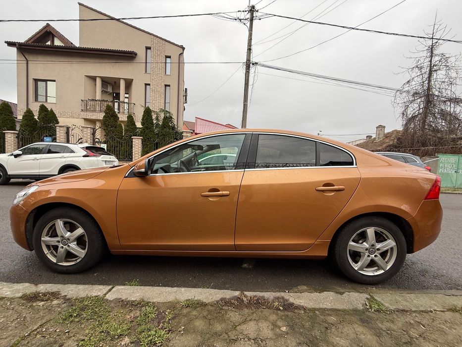 VOLVO S60 2012 — imagine 2