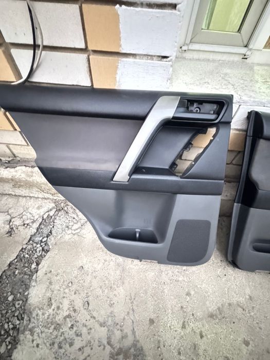 Продам дверные карты