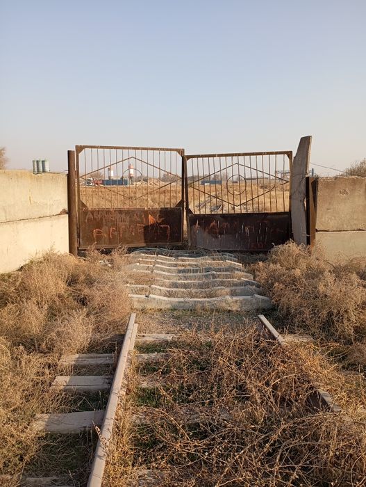 6 гектар пром.база пр.ся,Уртачирчик,Нурафшан,1 гектар =500 000 у.е