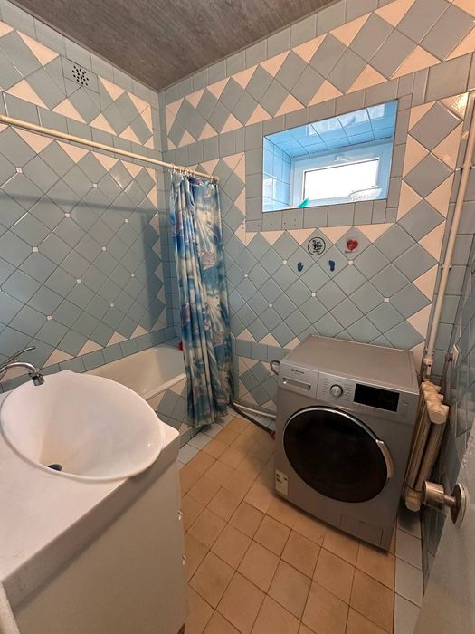 Сдаётся 2 комнатная квартира Мирзо Улугбекский район массив Феруза