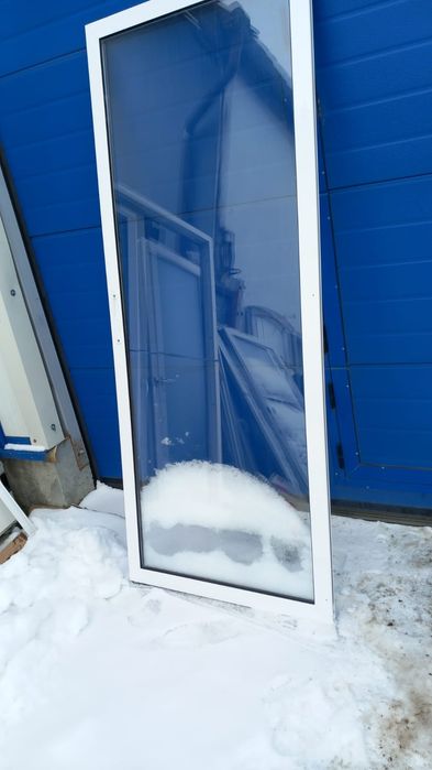 Ușe culisanta pe role