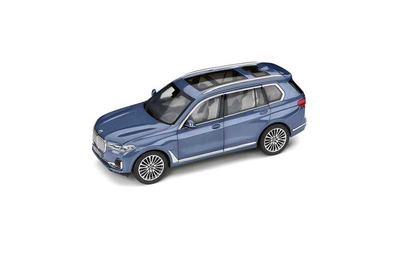 Macheta originala Bmw X7 G07 scara 1:18