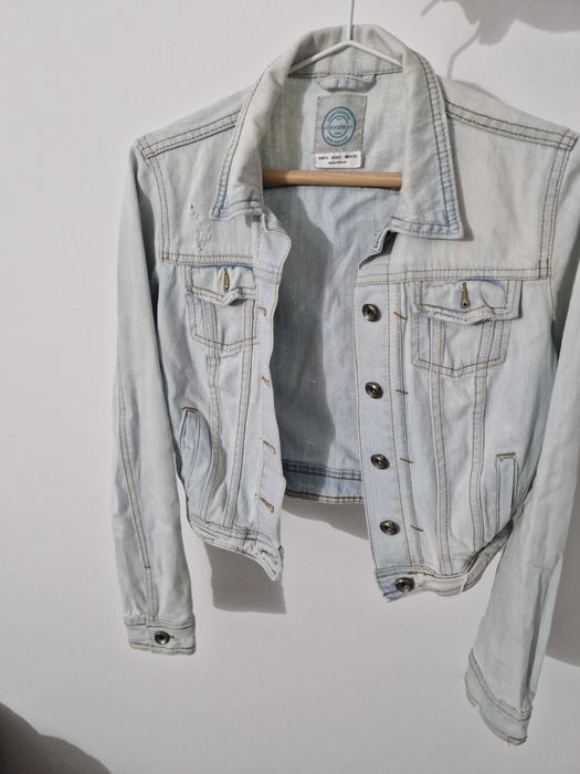 Jacheta scurta din denim